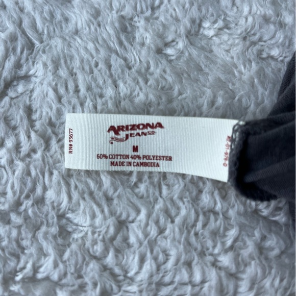 Arizona V neck Cotton Tee - Picture 6 of 6